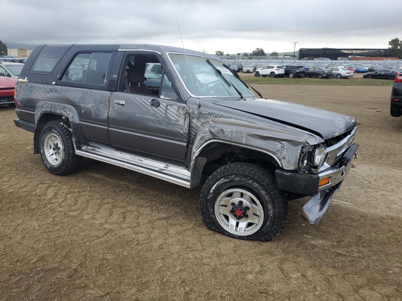 1987 TOYOTA 4Runner