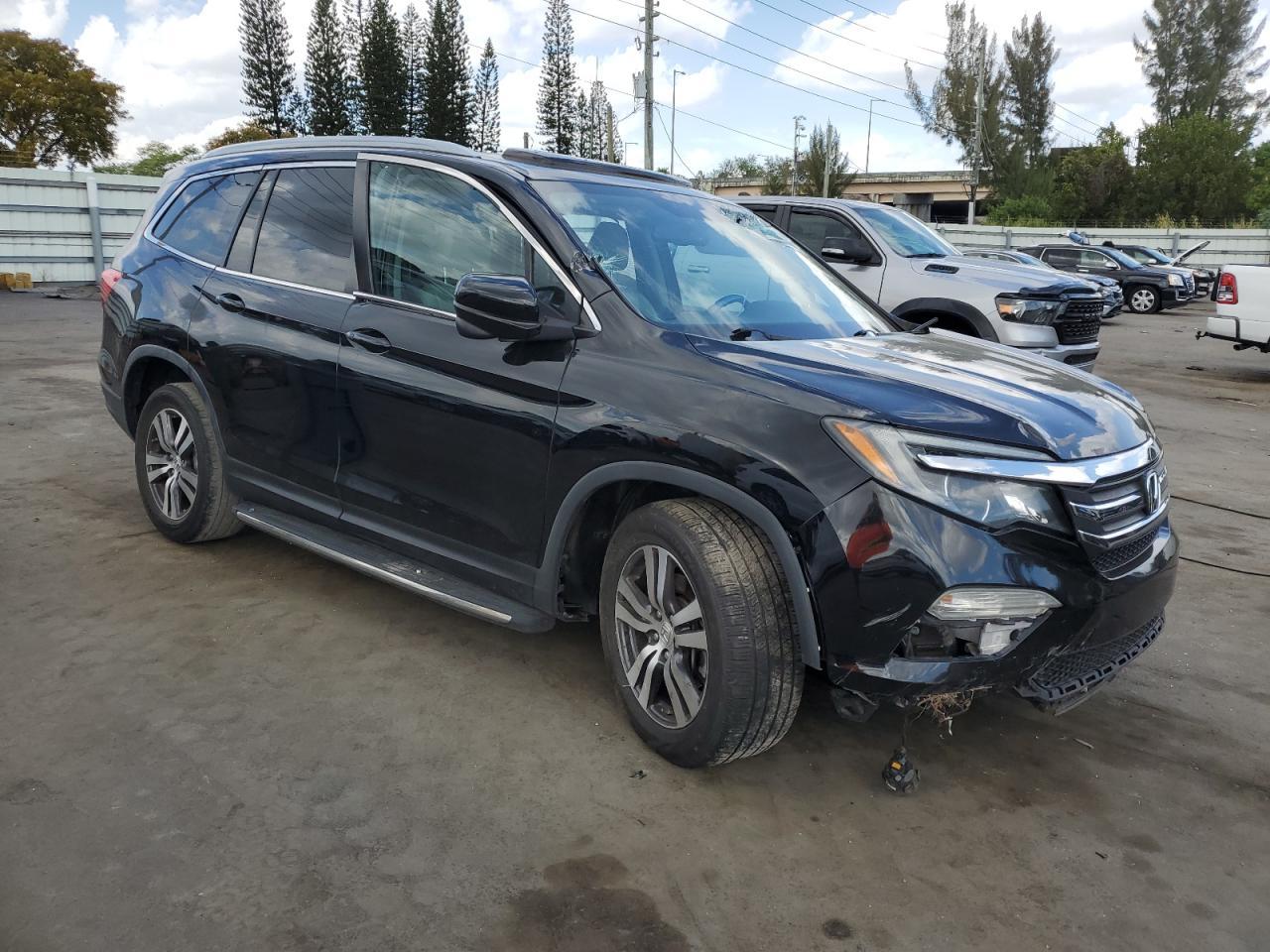 2016 HONDA PILOT