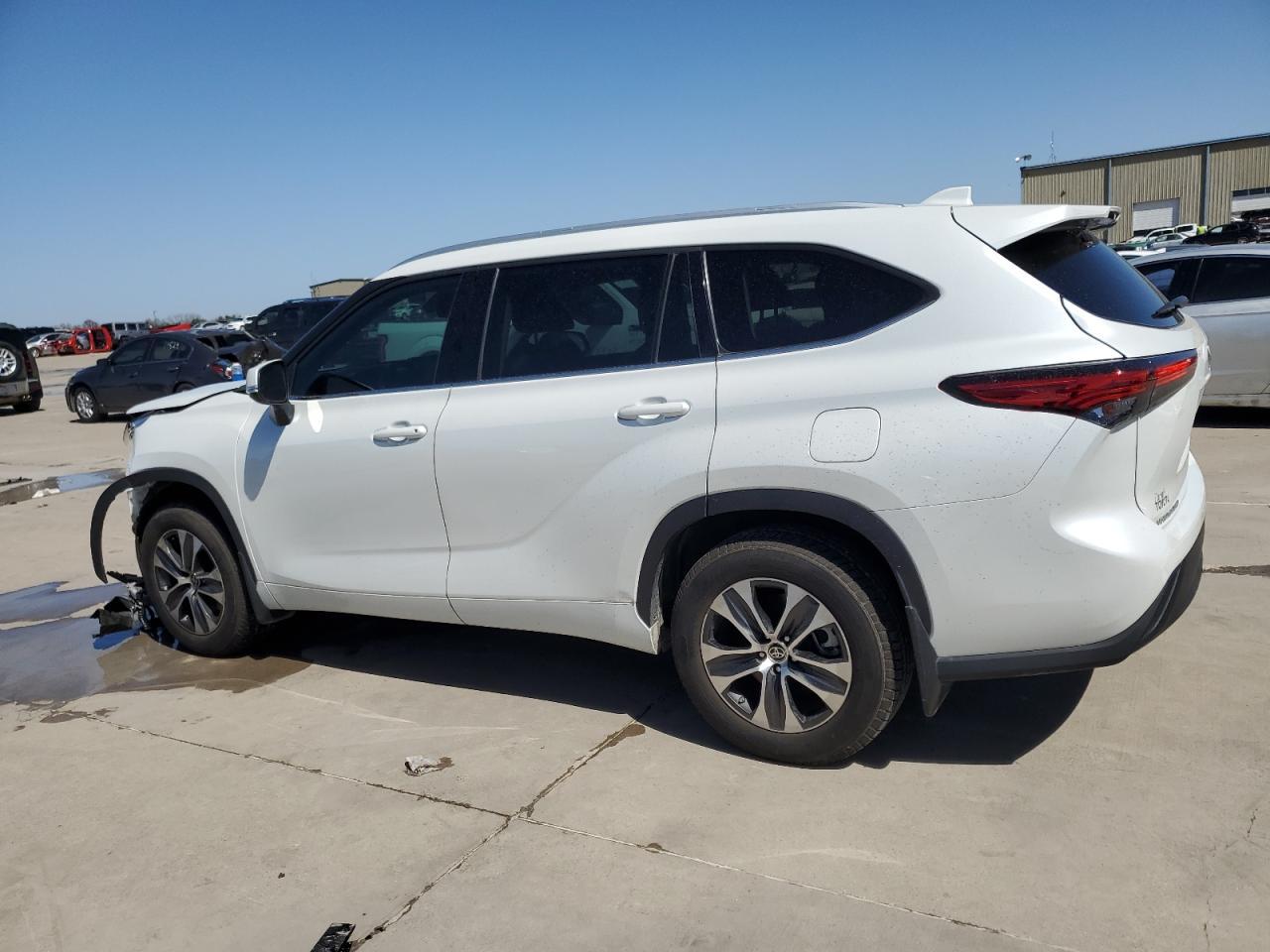 2022 TOYOTA HIGHLANDER