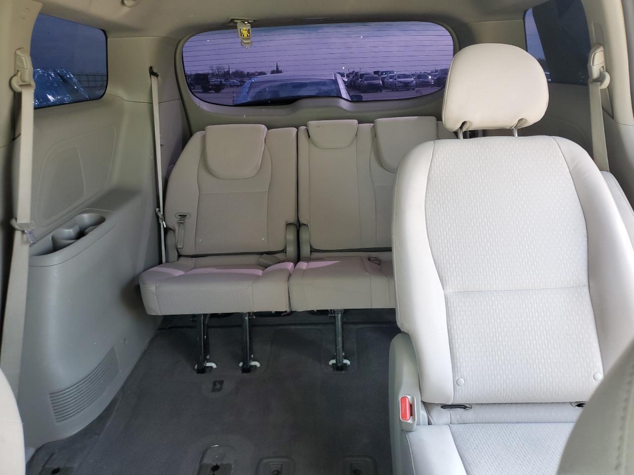 2017 KIA SEDONA