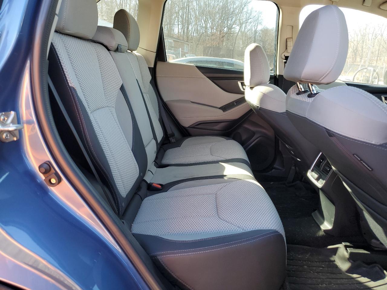 2020 SUBARU FORESTER