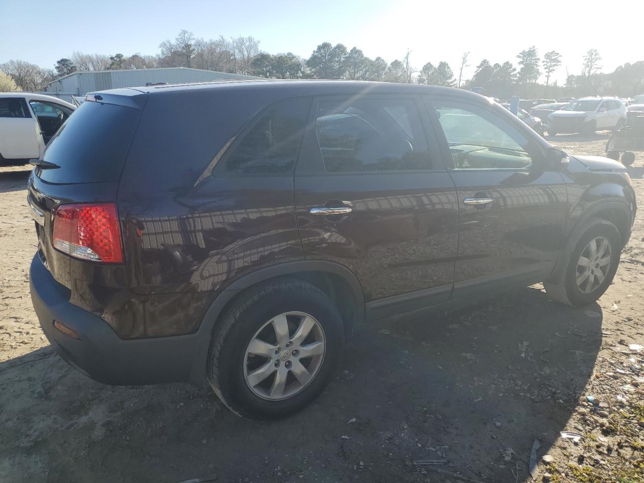 2011 KIA SORENTO