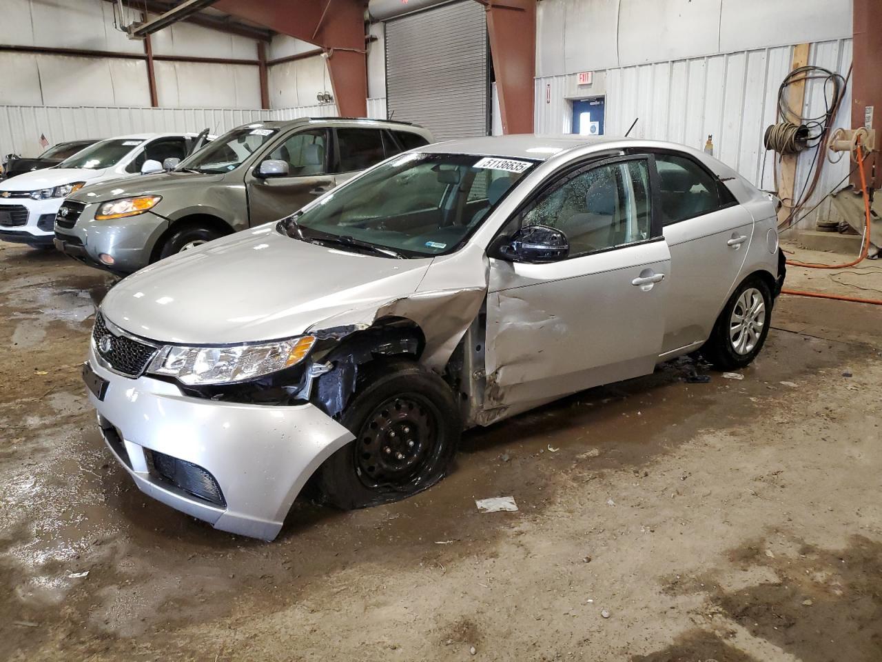 2013 KIA FORTE