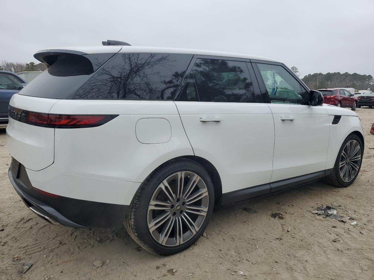 2024 LAND ROVER RANGE ROVER