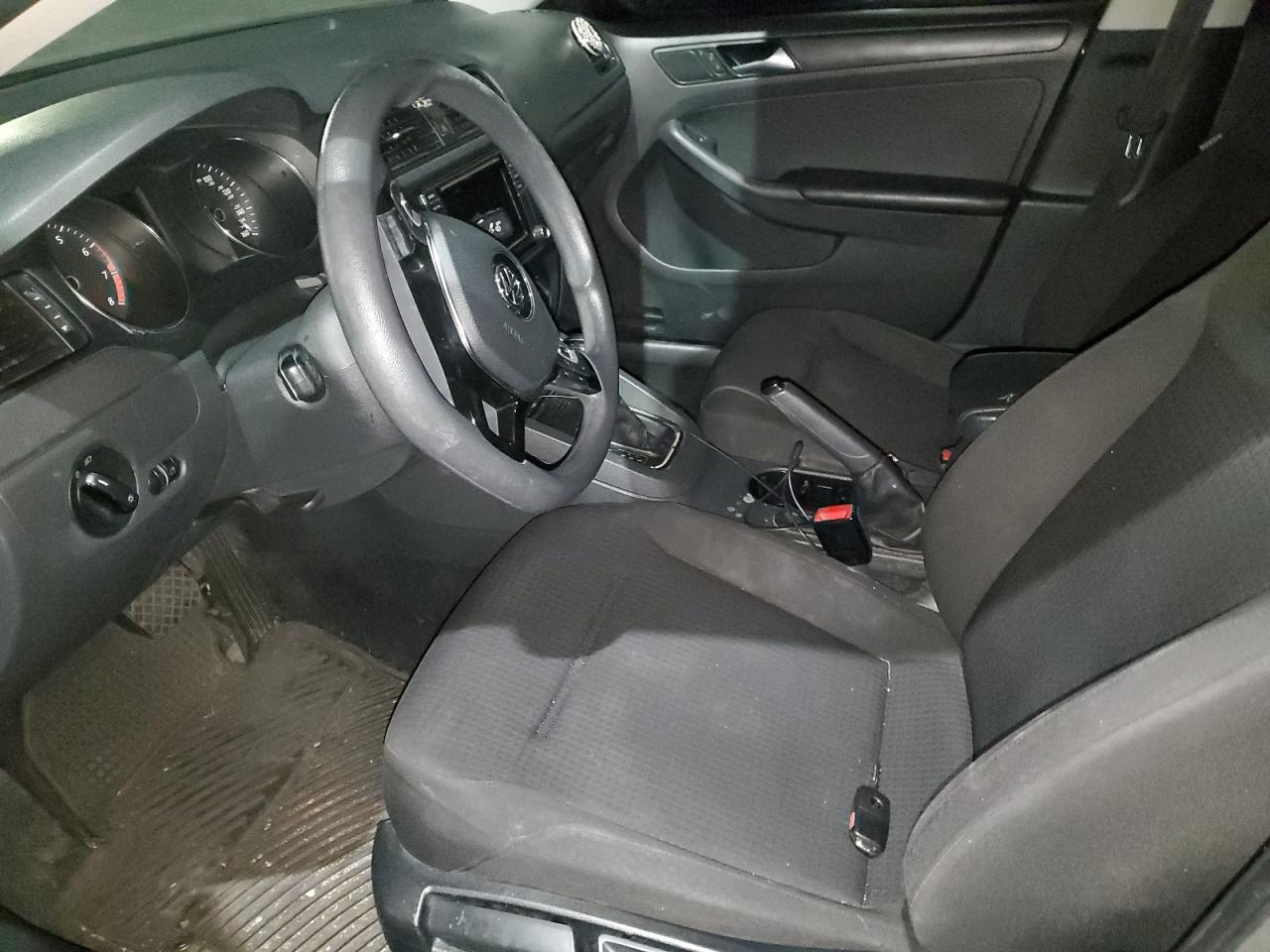 2016 VOLKSWAGEN JETTA