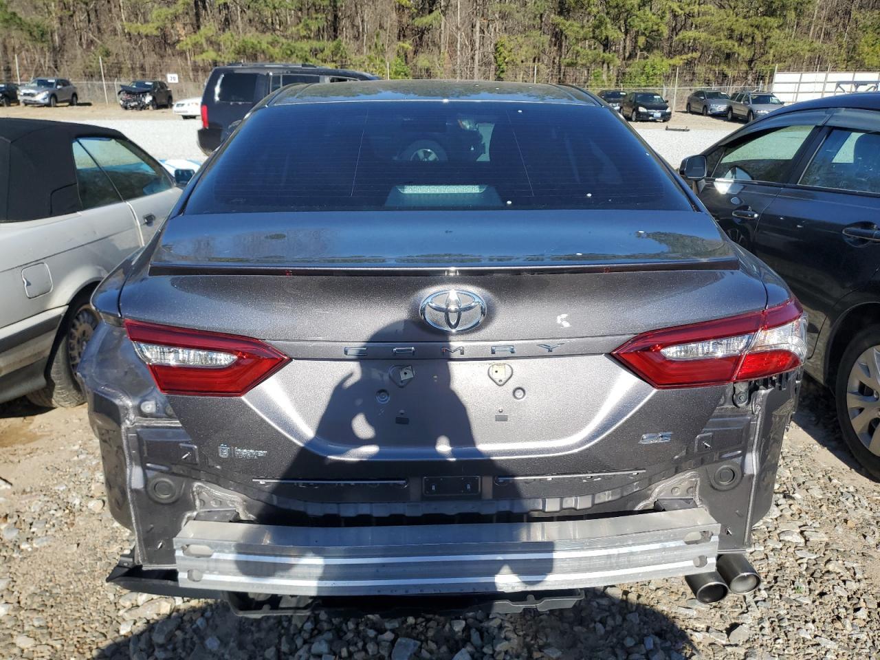 2018 TOYOTA CAMRY