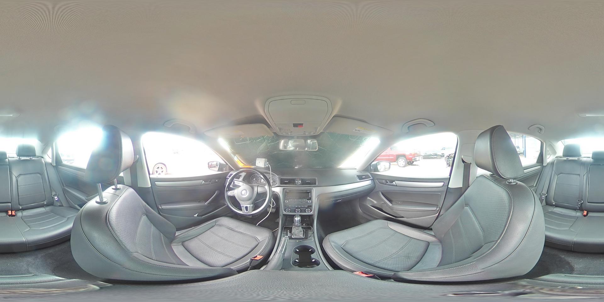 2015 VOLKSWAGEN Passat