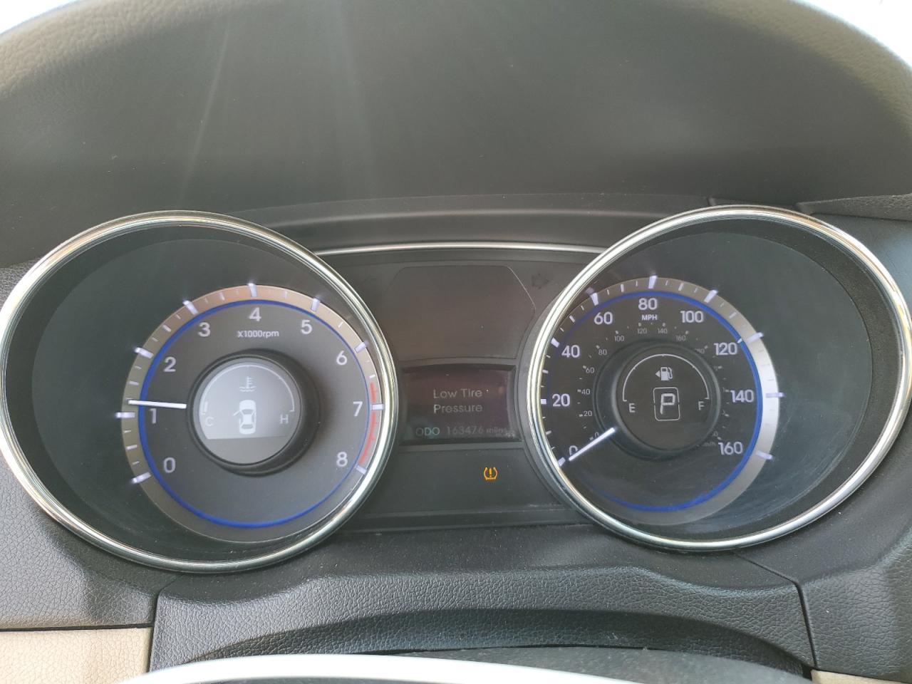 2011 HYUNDAI SONATA