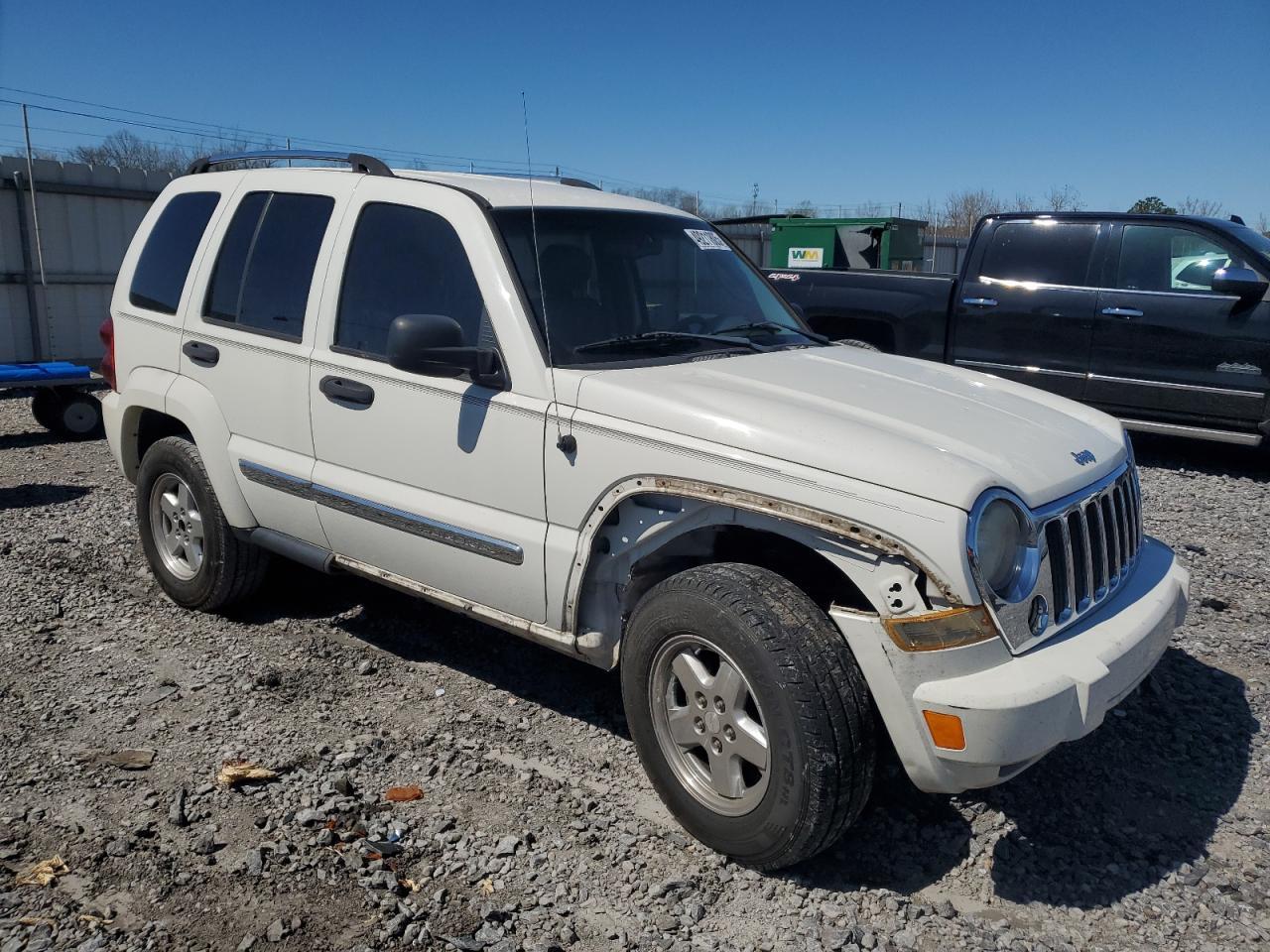 2005 JEEP Liberty