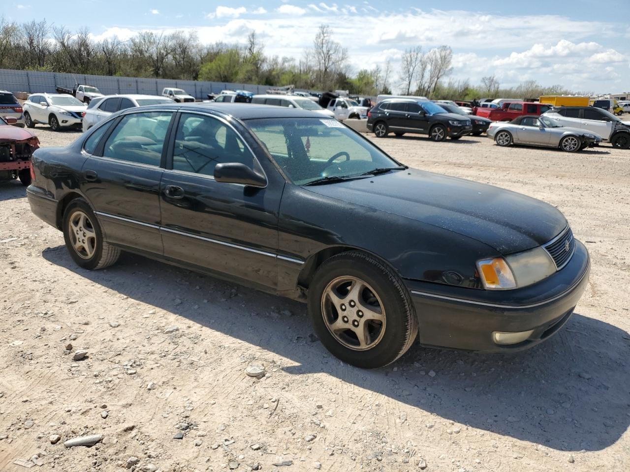 1999 TOYOTA Avalon