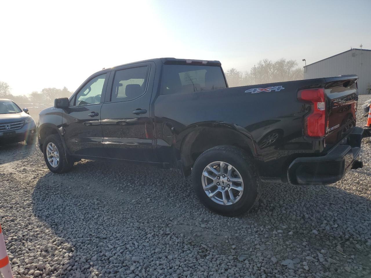 2024 CHEVROLET Silverado