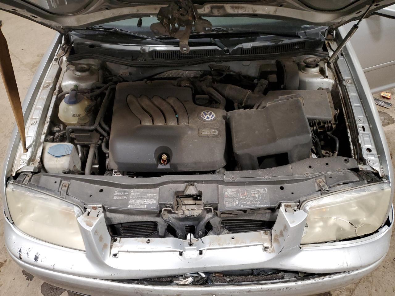2003 VOLKSWAGEN JETTA