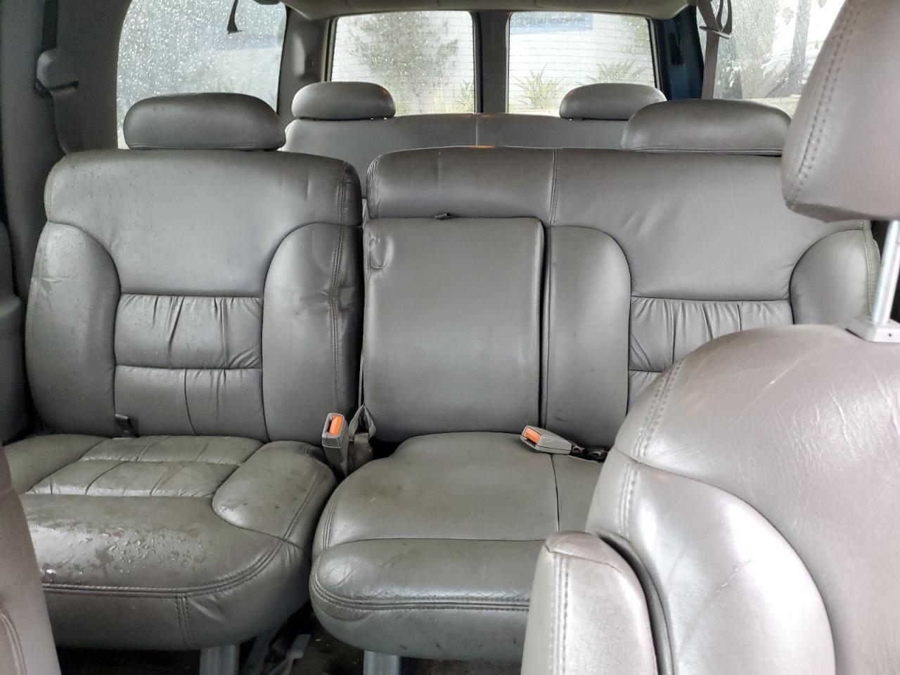 1999 CHEVROLET Suburban