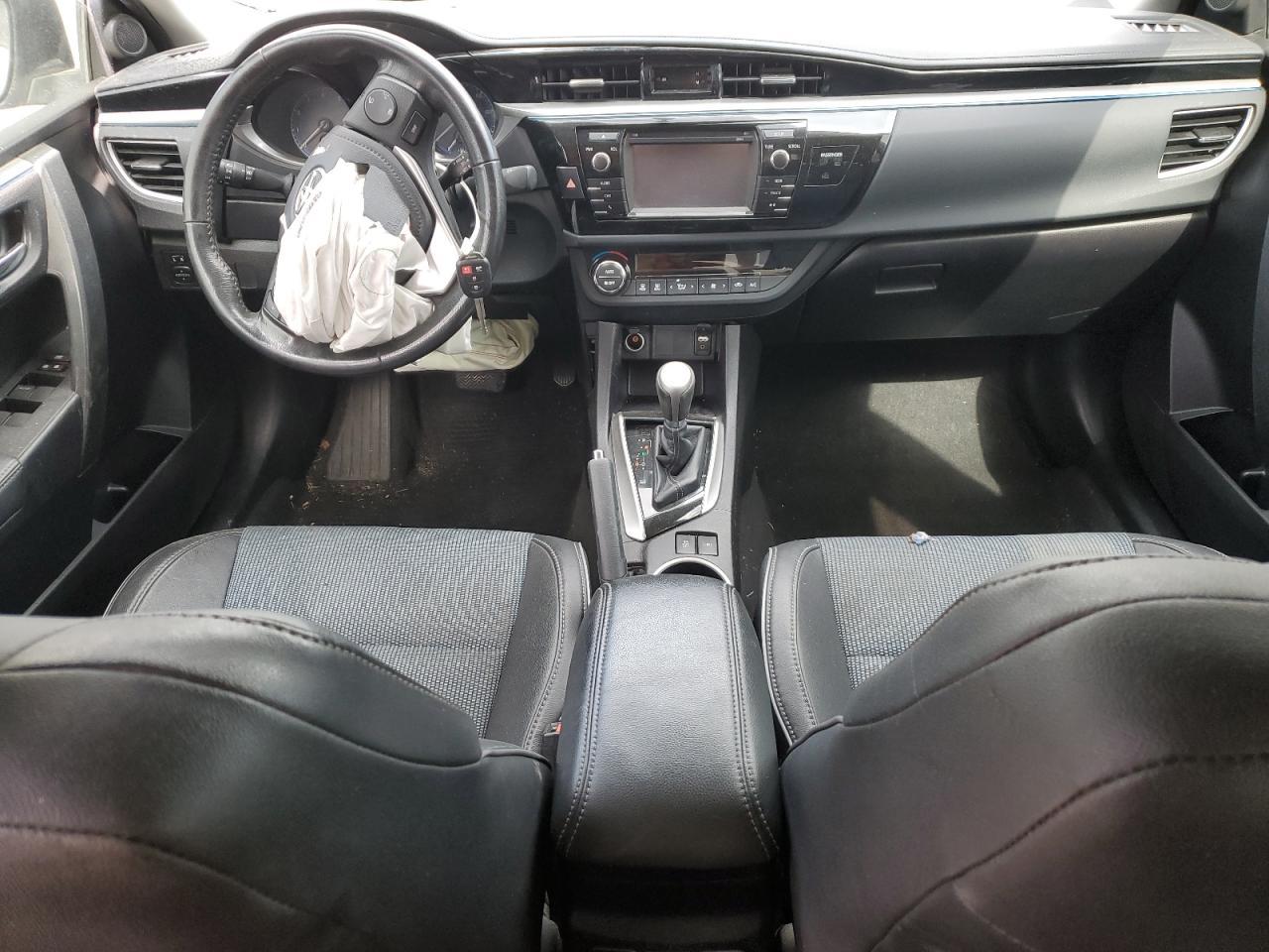2015 TOYOTA COROLLA