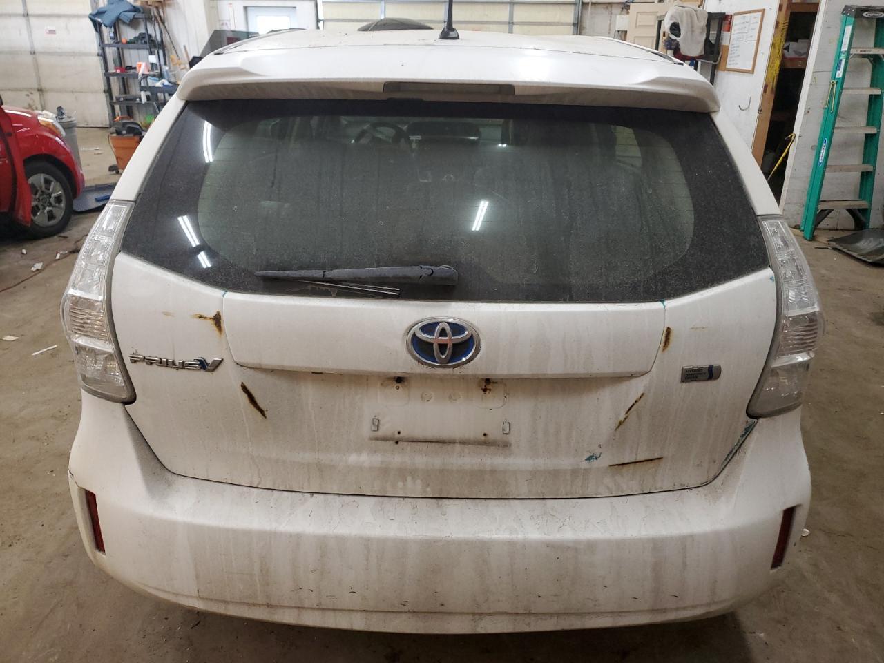 2014 TOYOTA PRIUS
