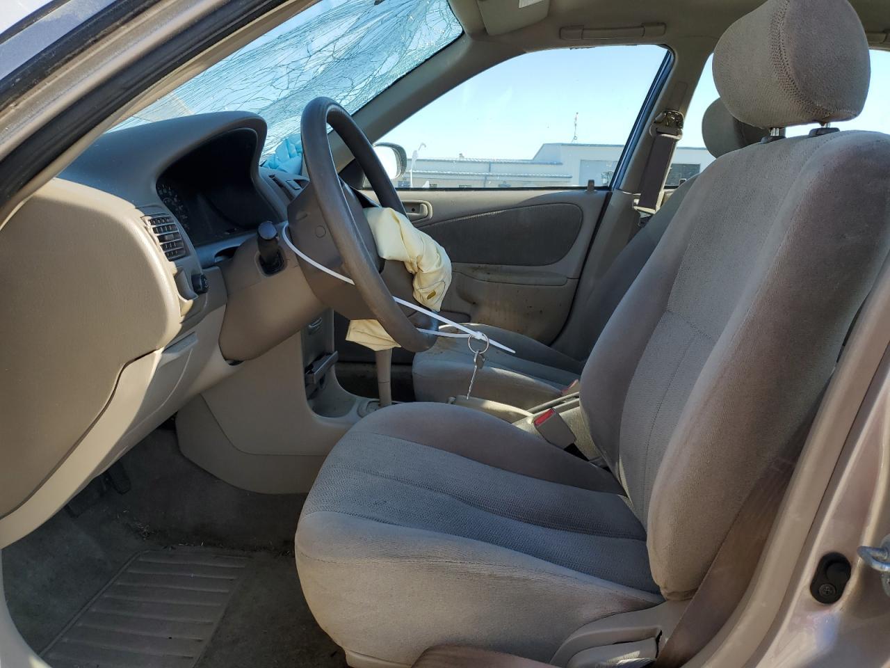 2002 TOYOTA COROLLA