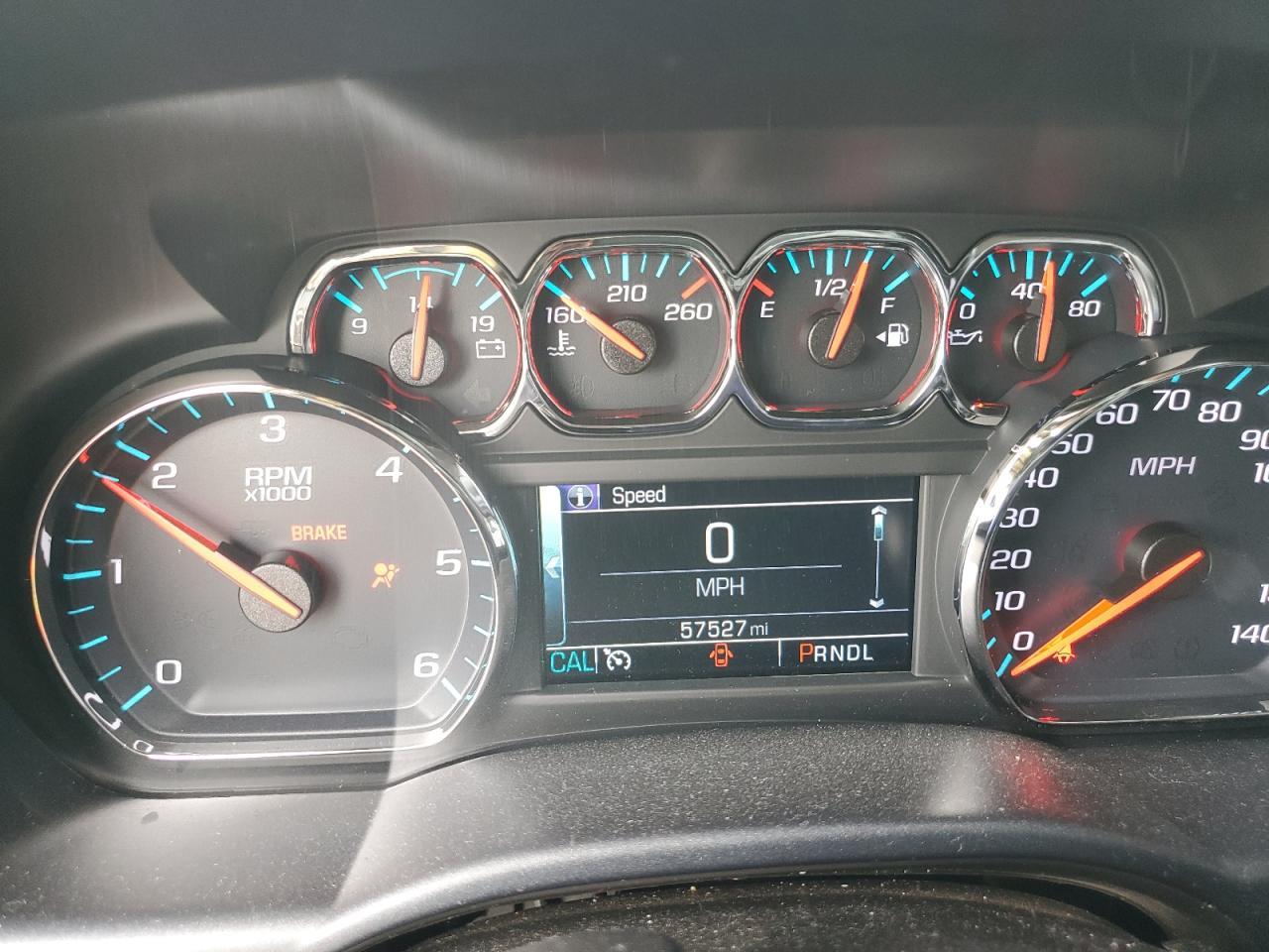 2018 CHEVROLET Silverado