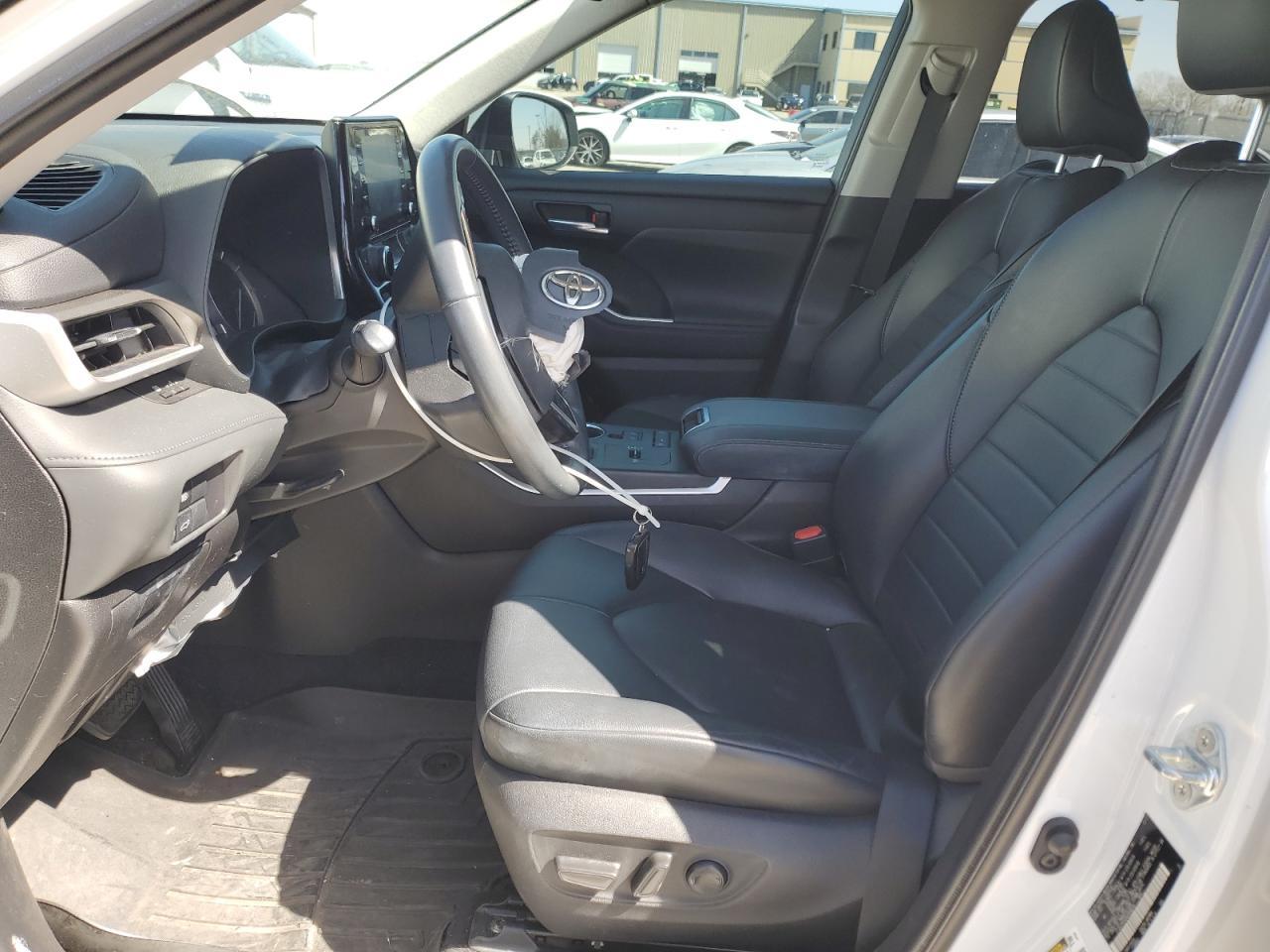 2022 TOYOTA HIGHLANDER