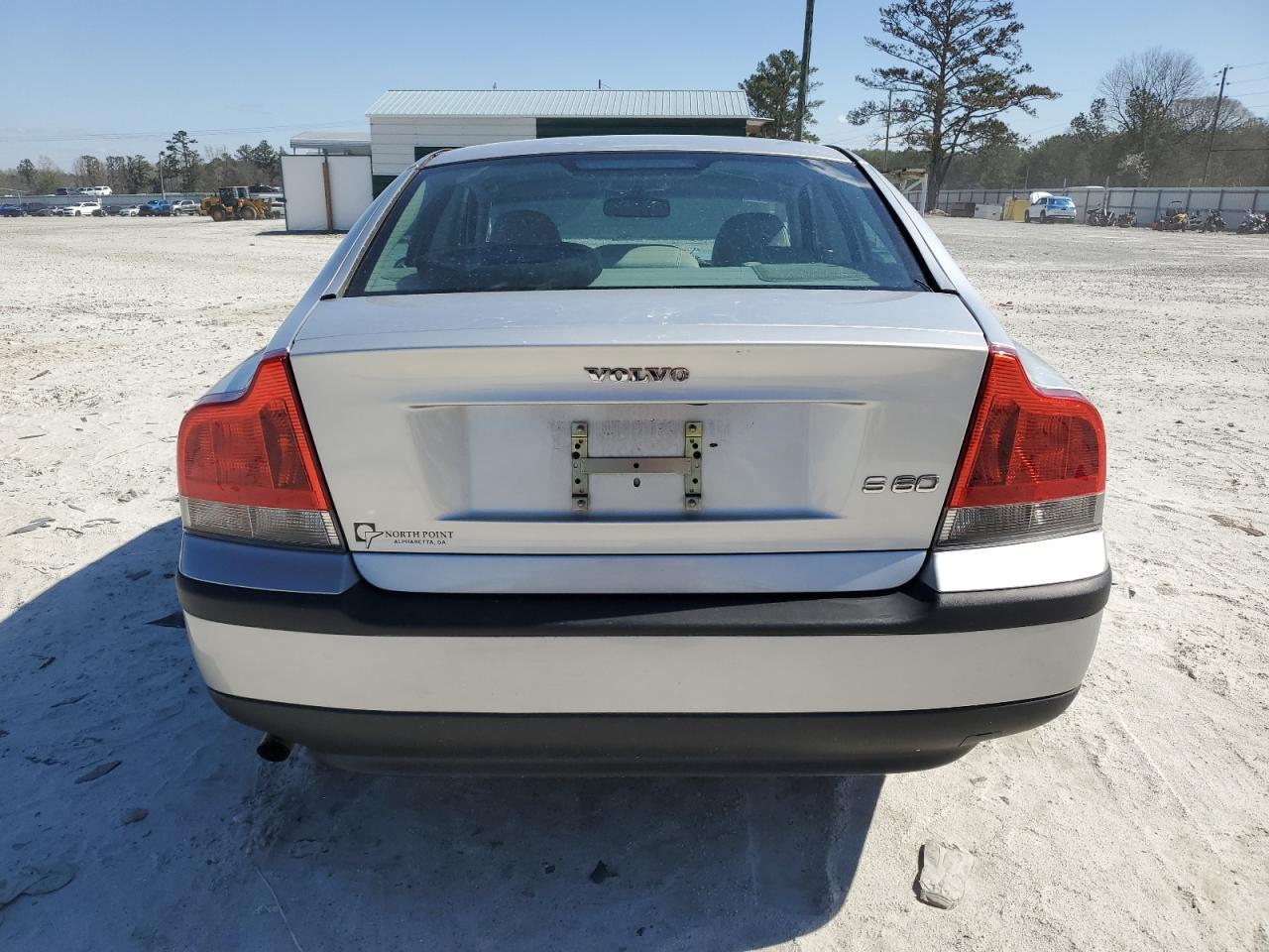 2002 VOLVO S60