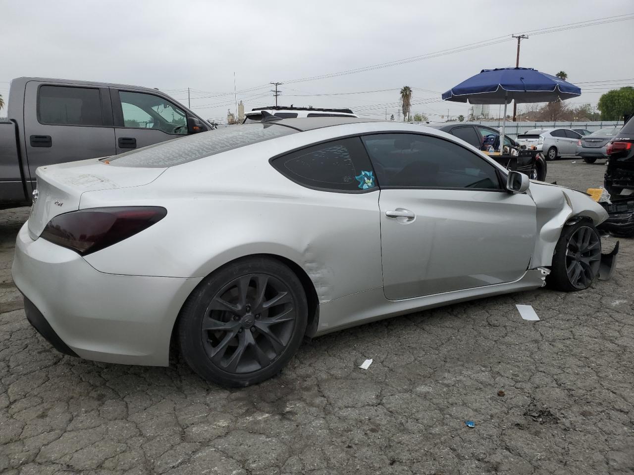 2013 HYUNDAI GENESIS