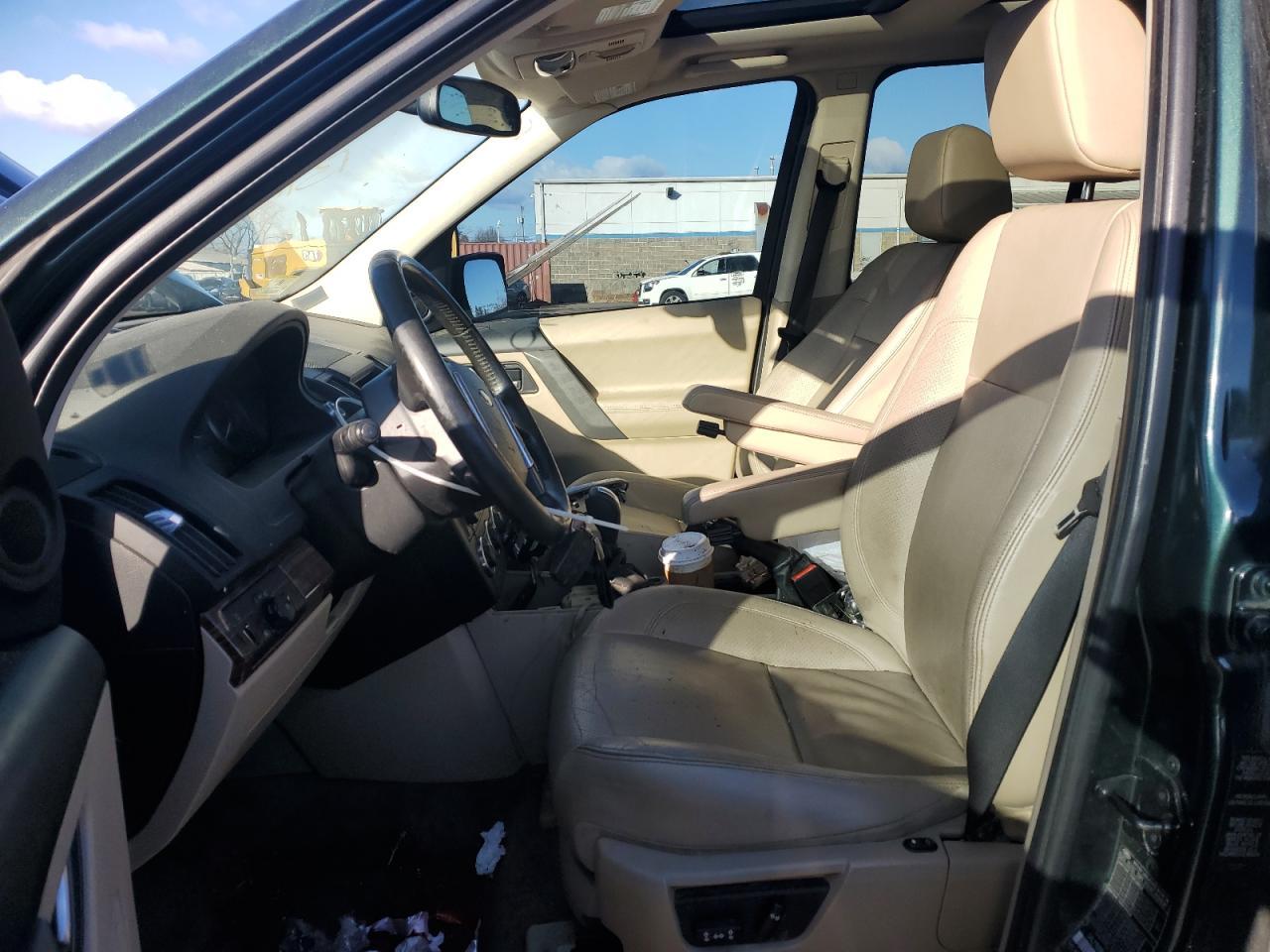 2010 LAND ROVER LR2