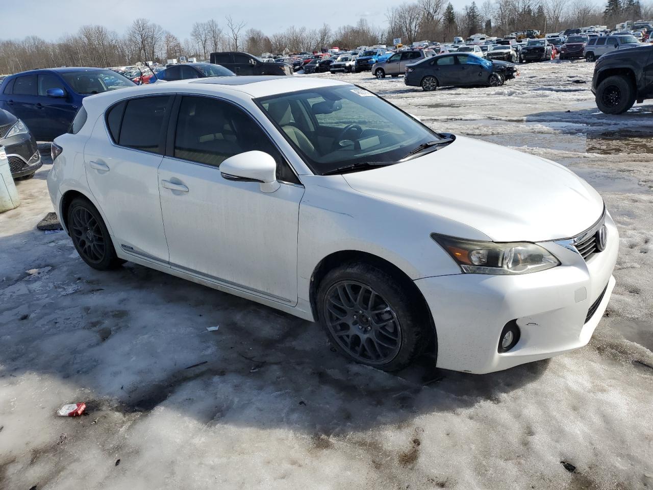 2011 LEXUS CT 200H