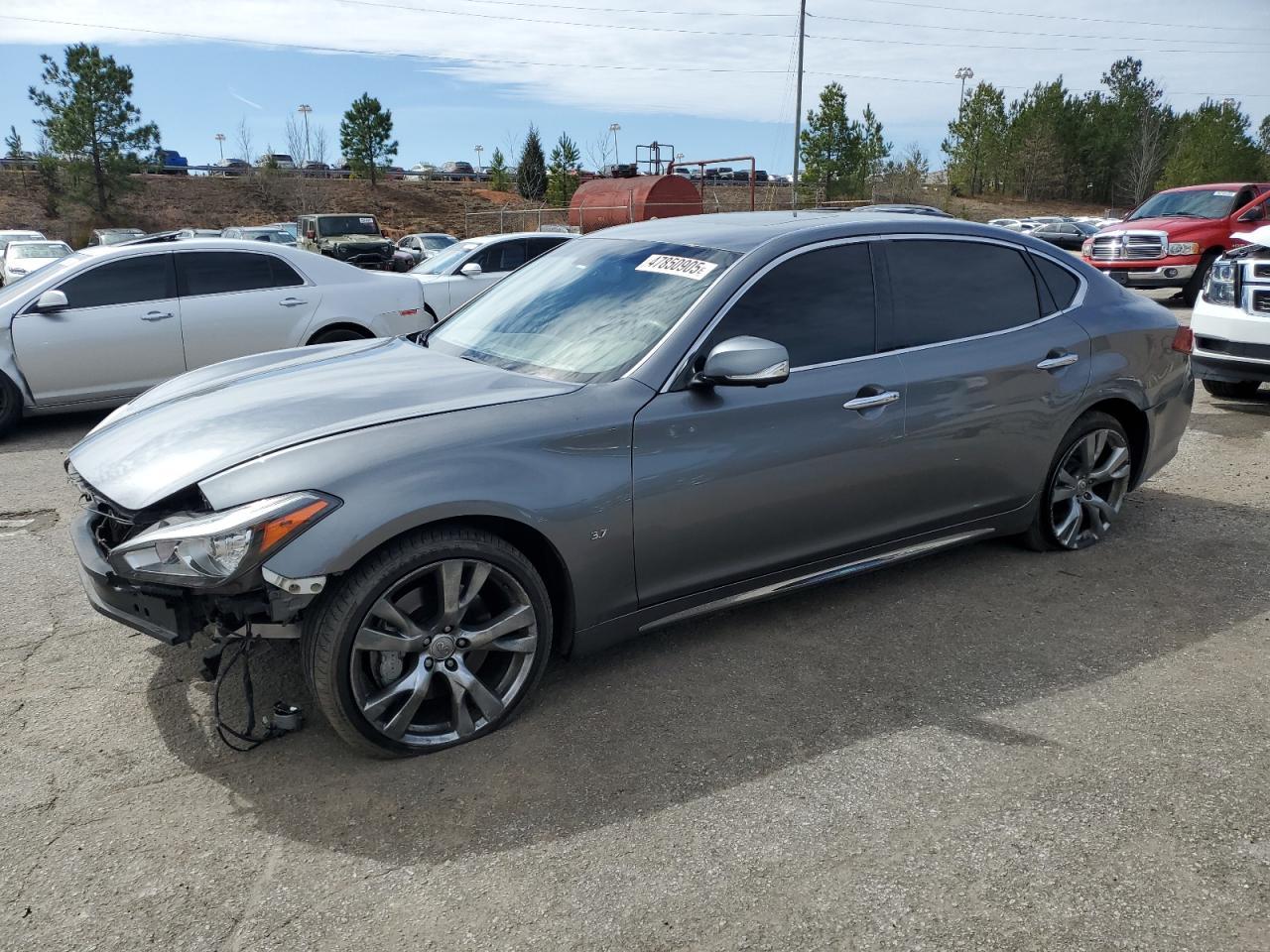 2015 INFINITI Q70