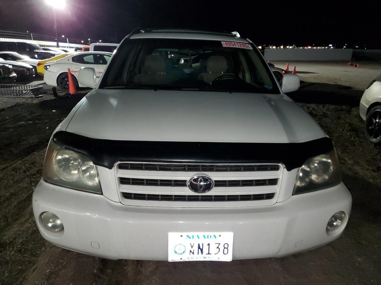 2003 TOYOTA HIGHLANDER