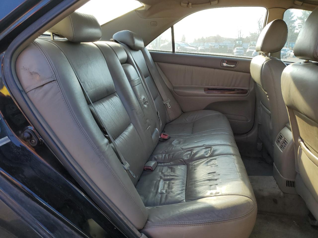2004 TOYOTA CAMRY