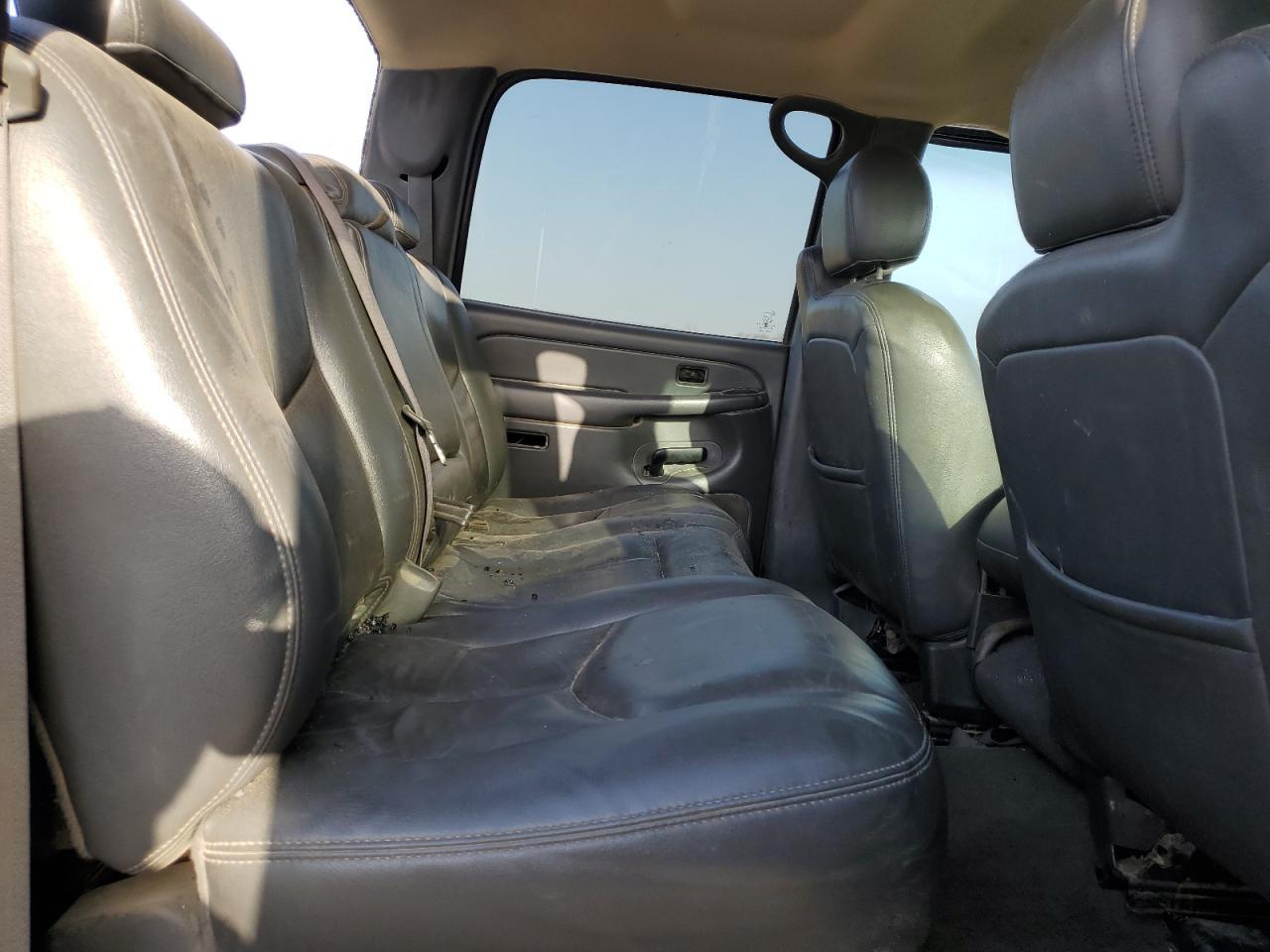 2004 CHEVROLET Silverado 2500