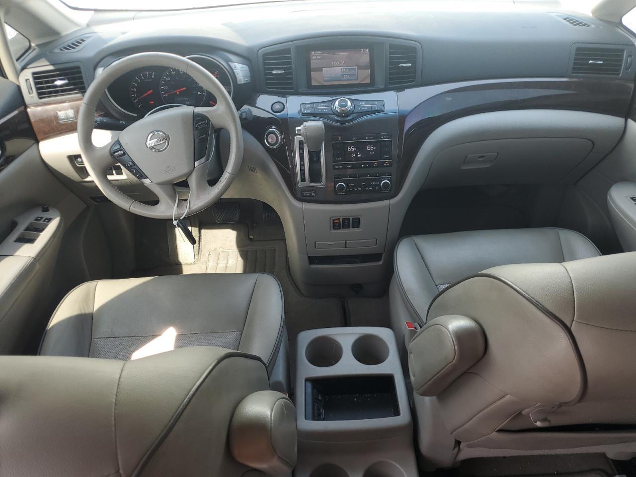 2015 NISSAN Quest