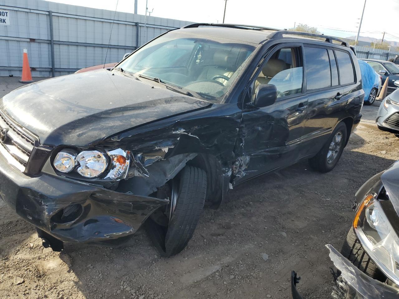 2003 TOYOTA HIGHLANDER