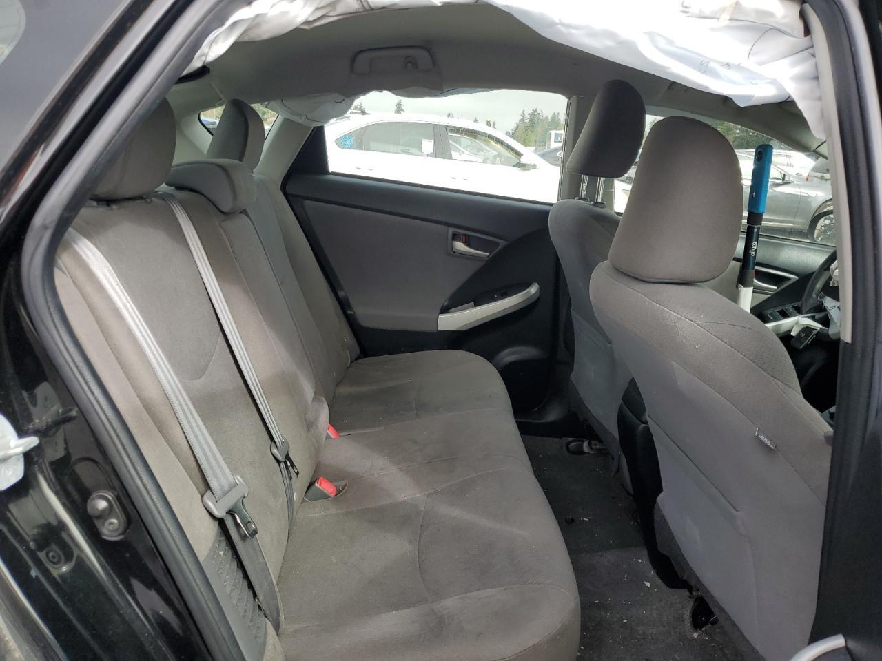 2015 TOYOTA PRIUS
