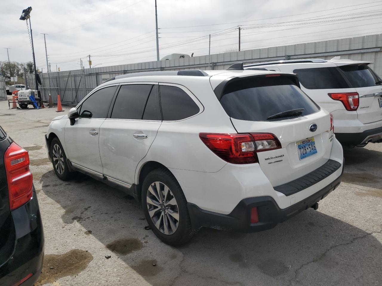 2018 SUBARU Outback