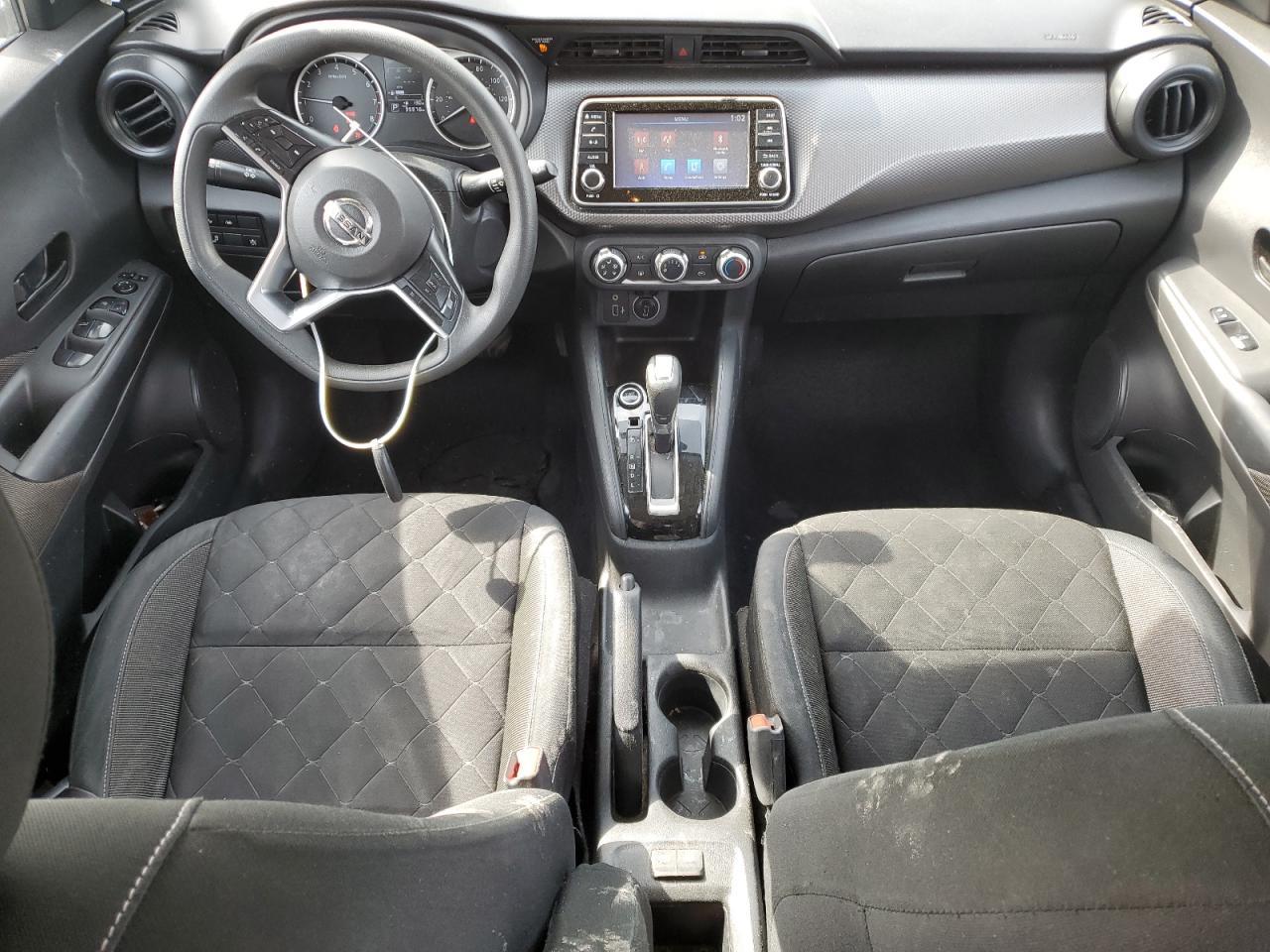 2020 NISSAN KICKS