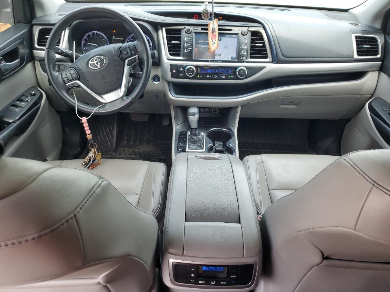 2018 TOYOTA HIGHLANDER