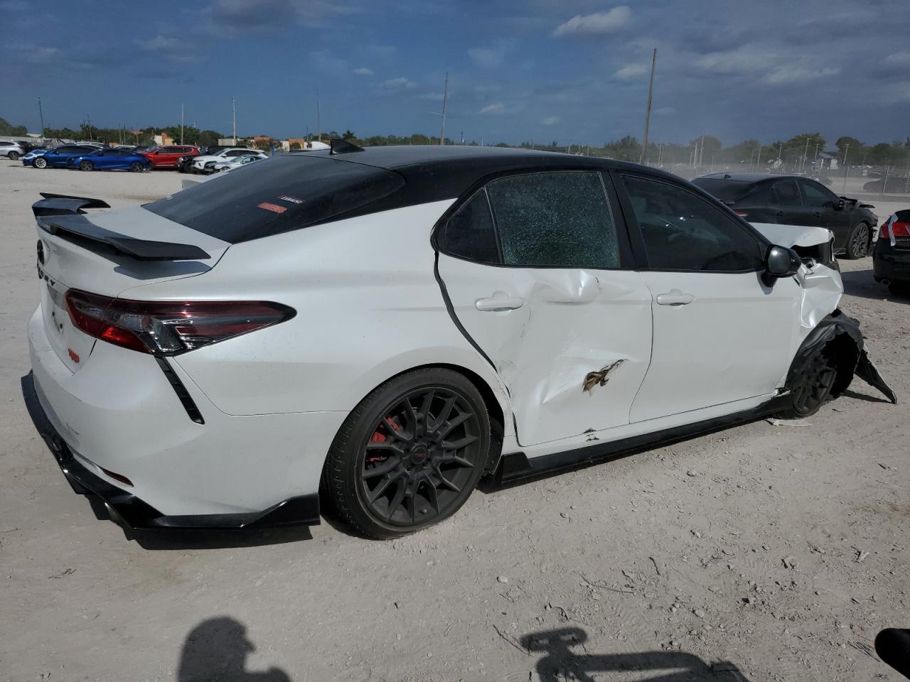 2022 TOYOTA CAMRY