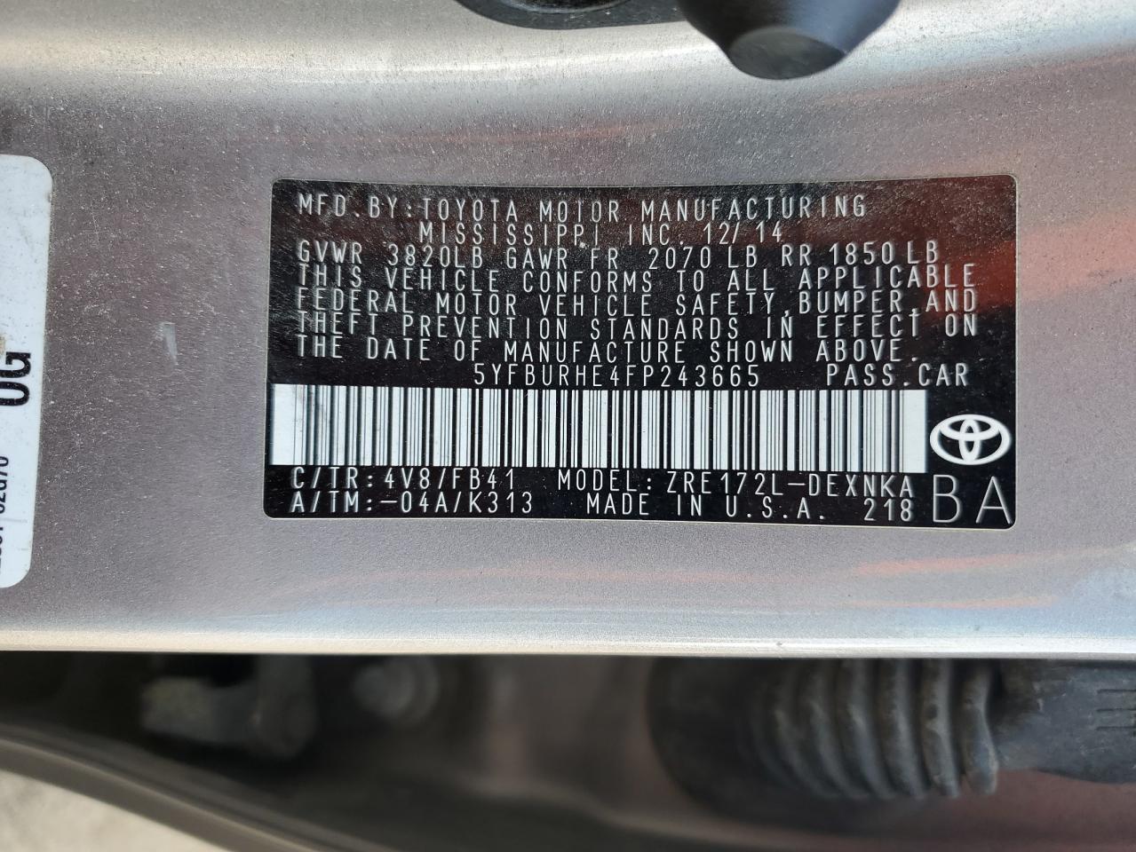 2015 TOYOTA COROLLA