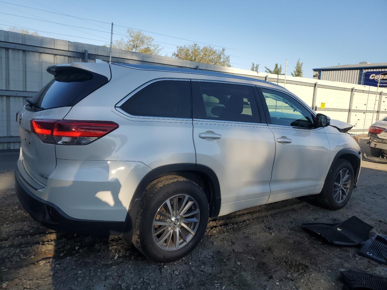 2018 TOYOTA HIGHLANDER