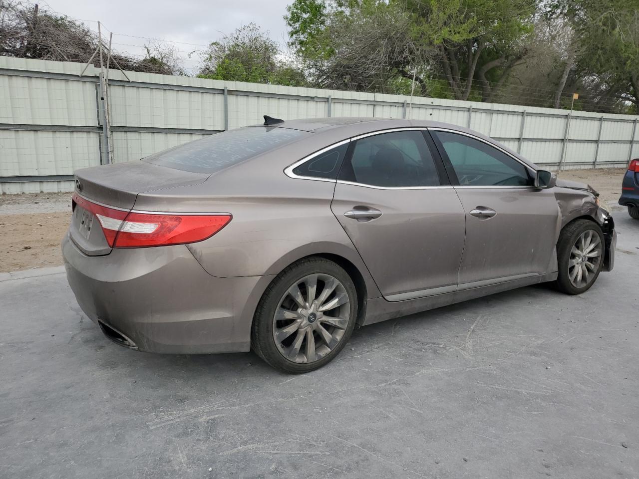 2013 HYUNDAI Azera