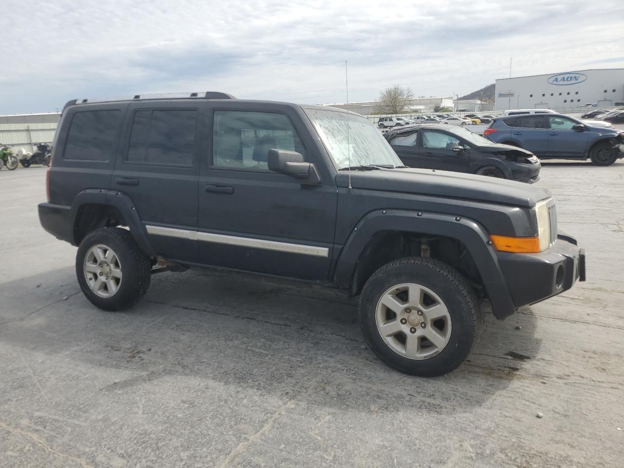 2006 JEEP Commander
