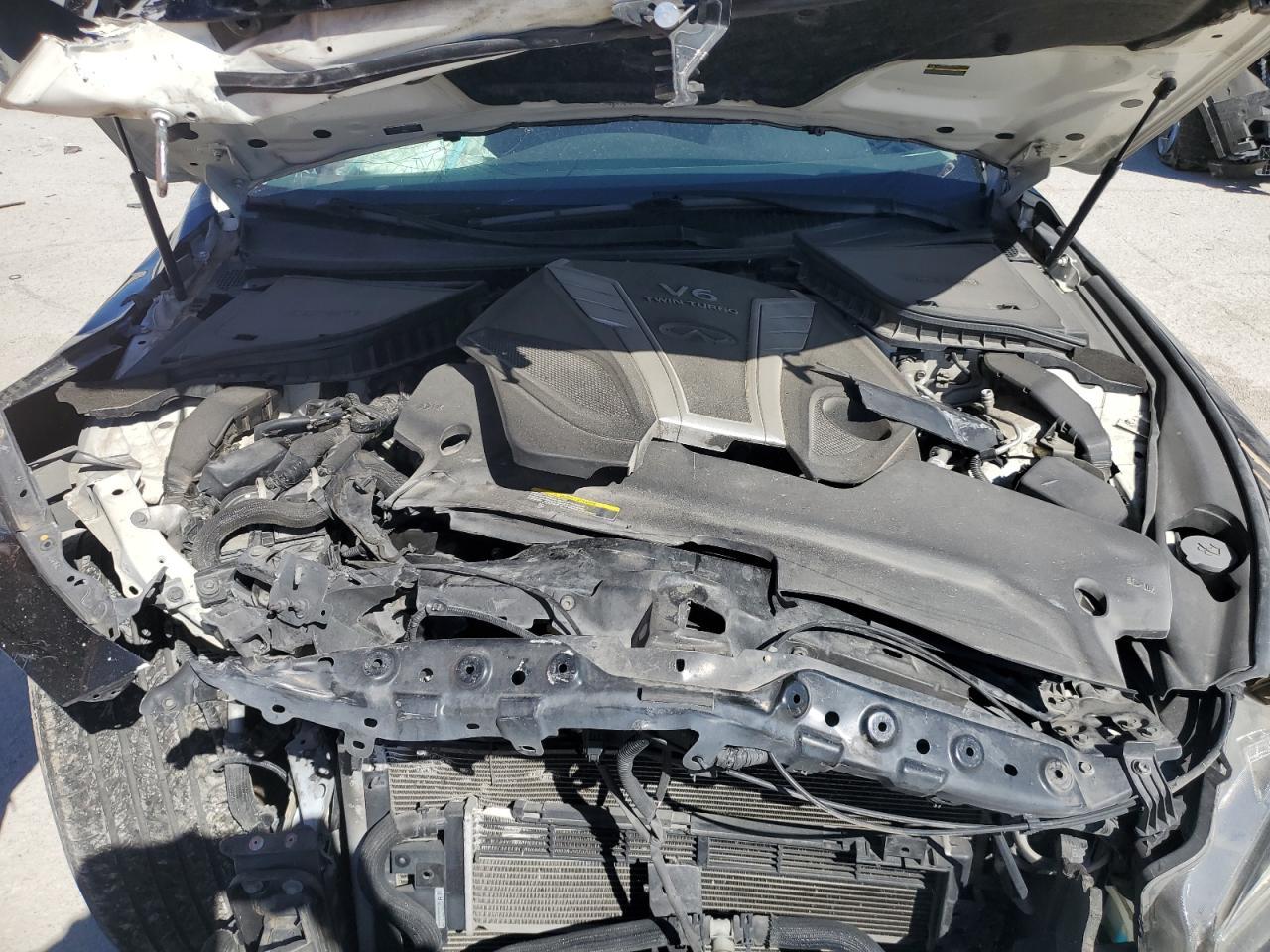 2016 INFINITI Q50