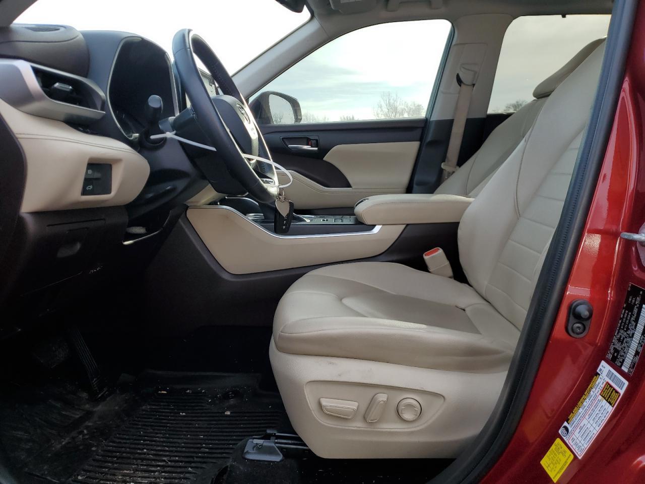 2020 TOYOTA HIGHLANDER