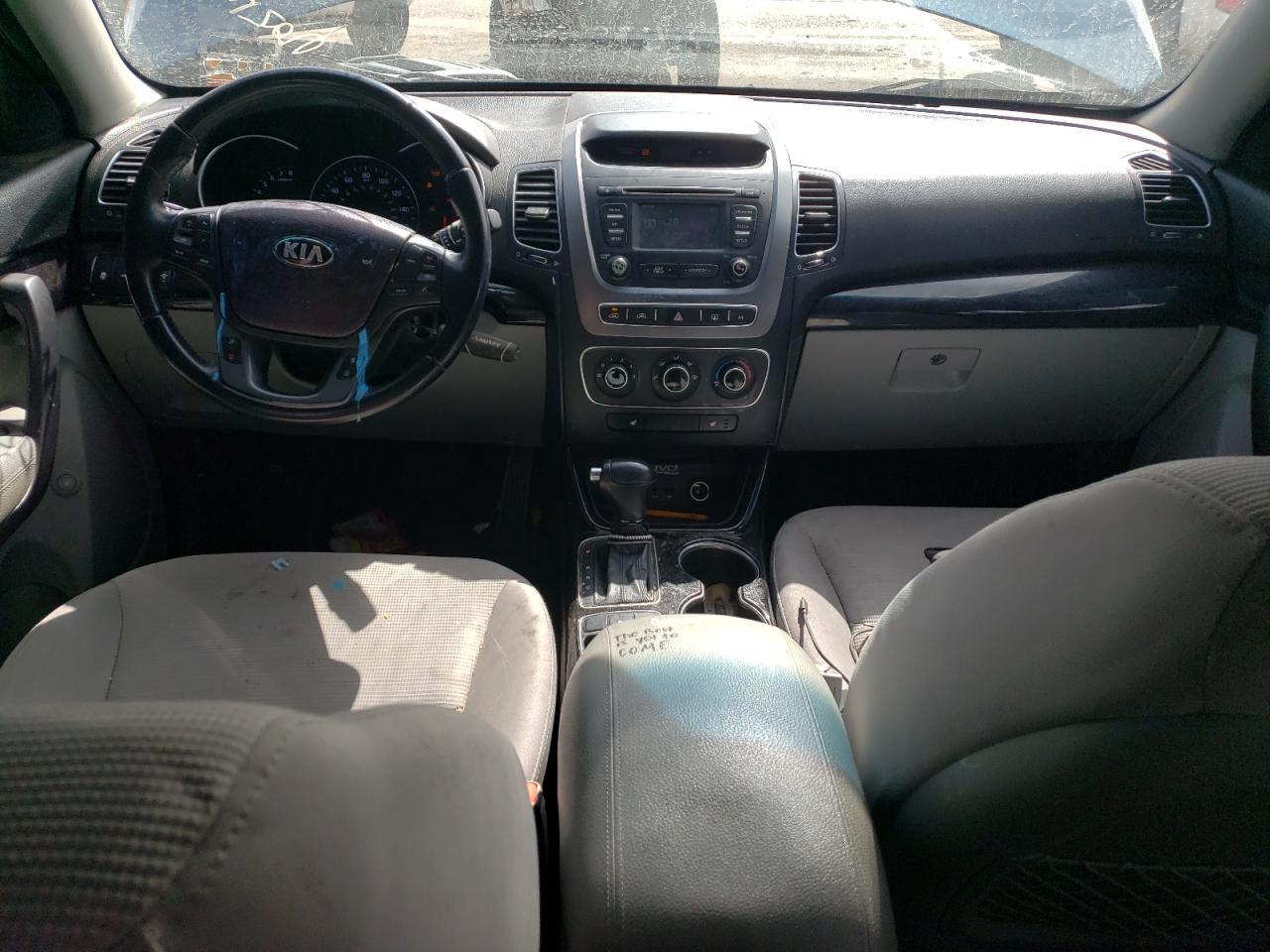 2014 KIA SORENTO