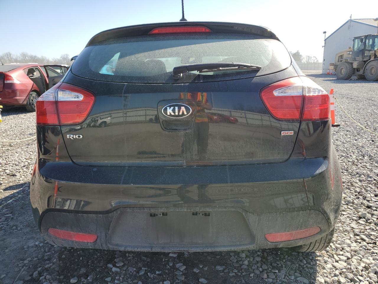 2015 KIA RIO