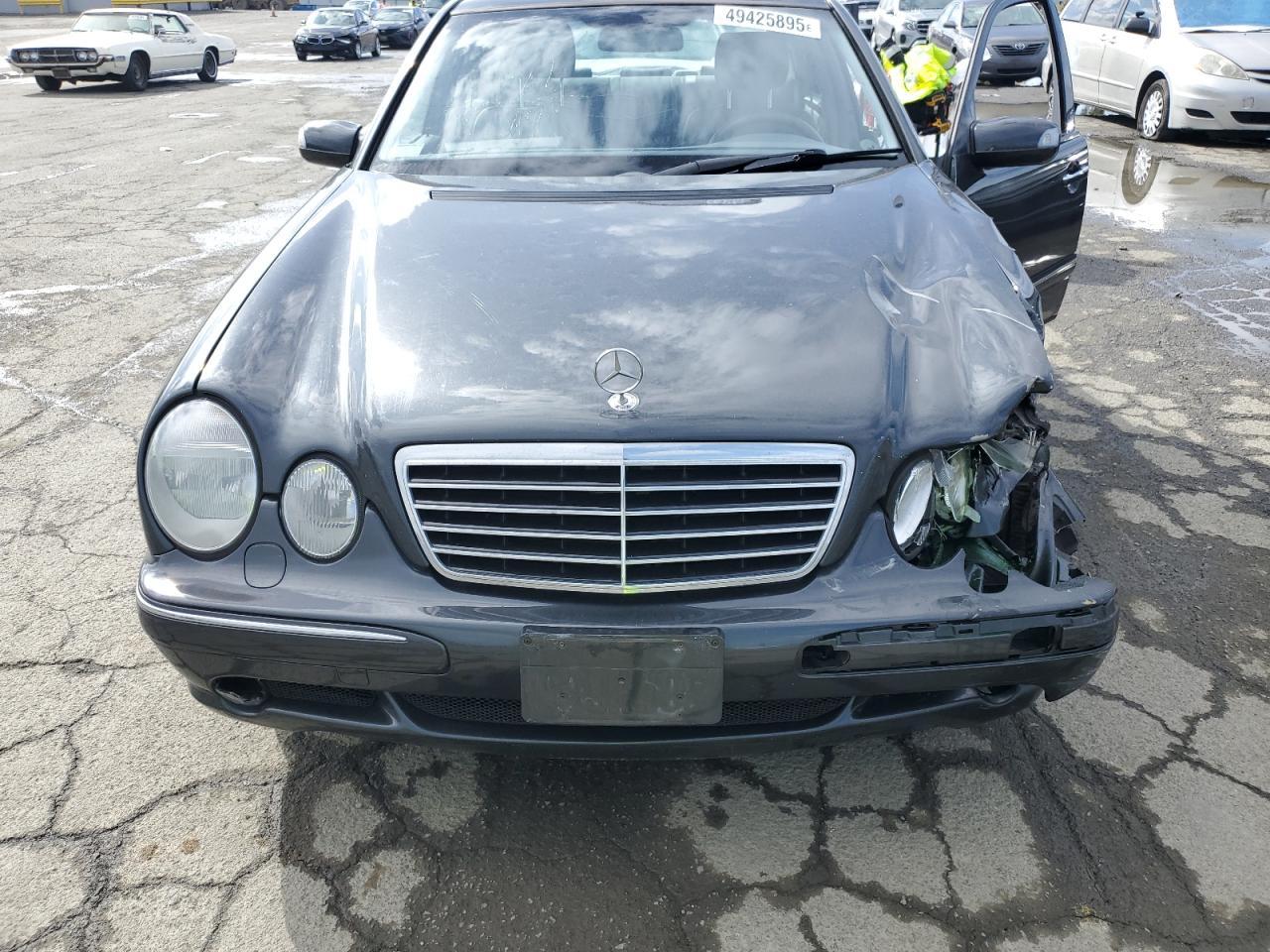 2001 MERCEDES-BENZ E-Class