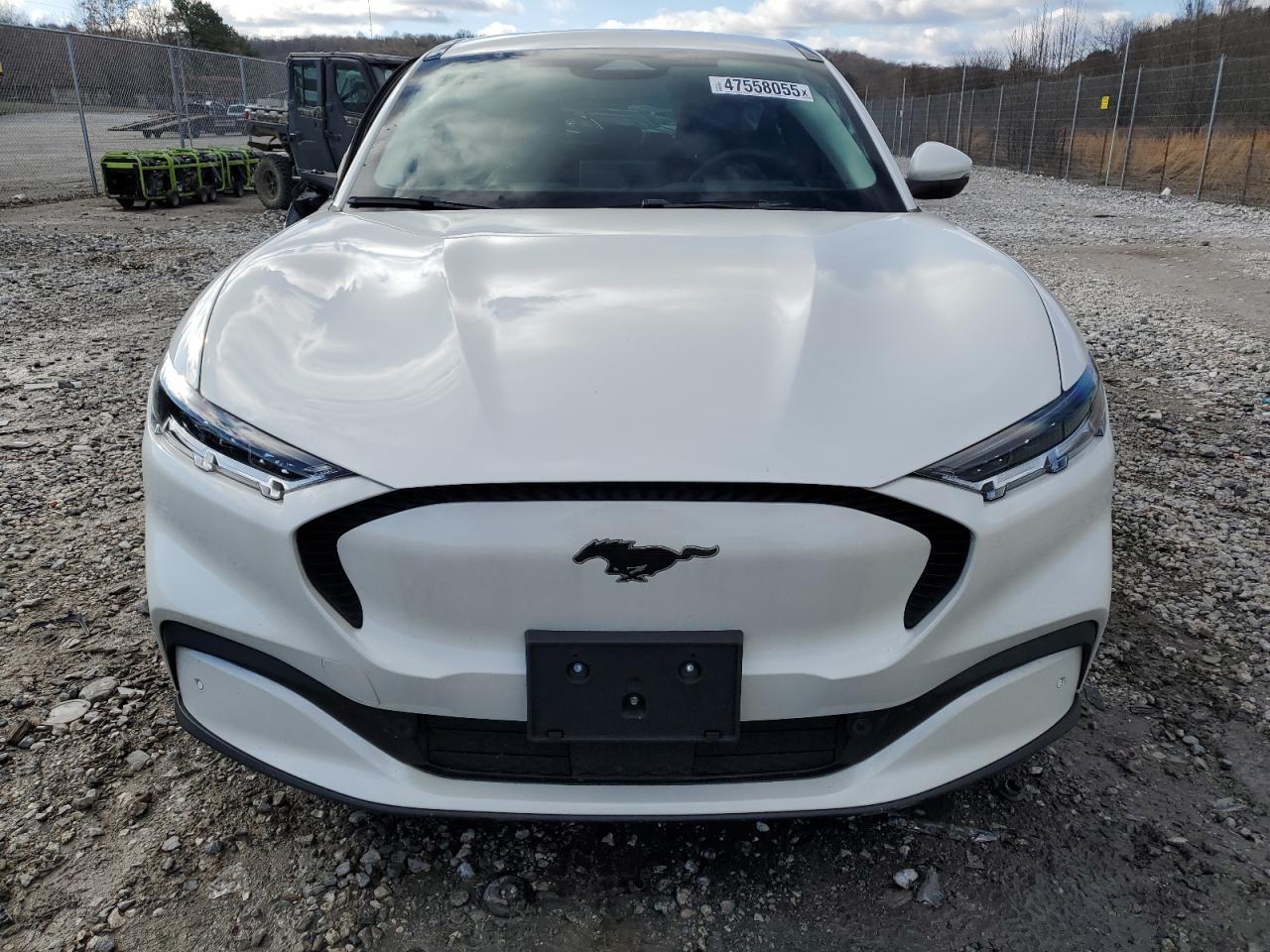 2021 FORD Mustang Mach-E