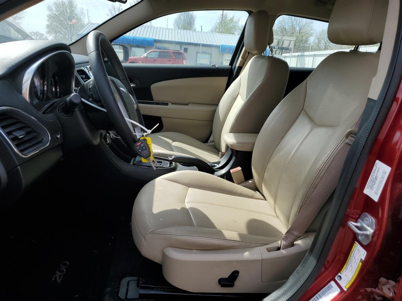 2013 CHRYSLER 200
