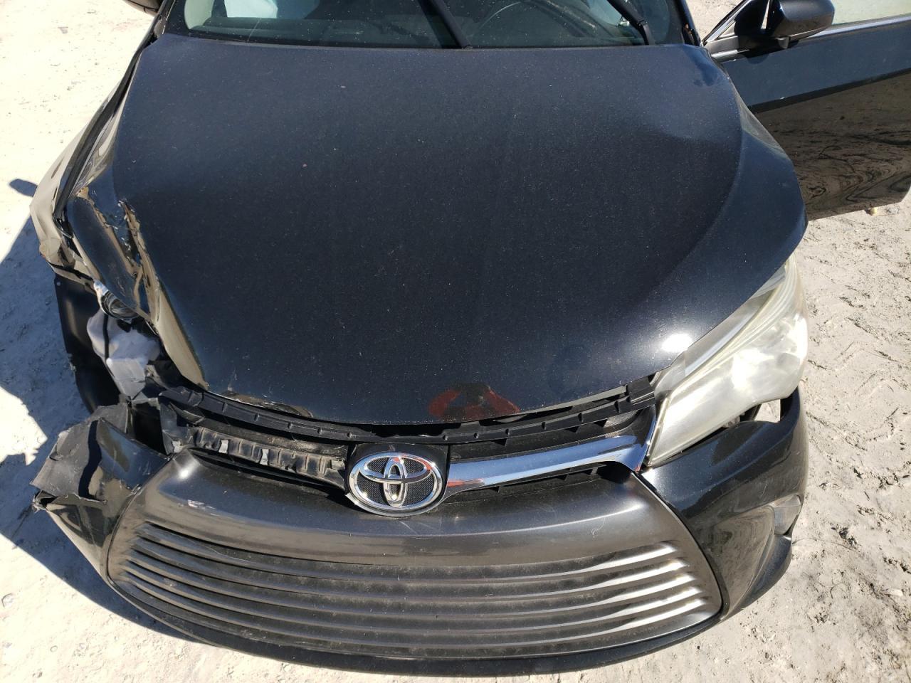 2015 TOYOTA CAMRY