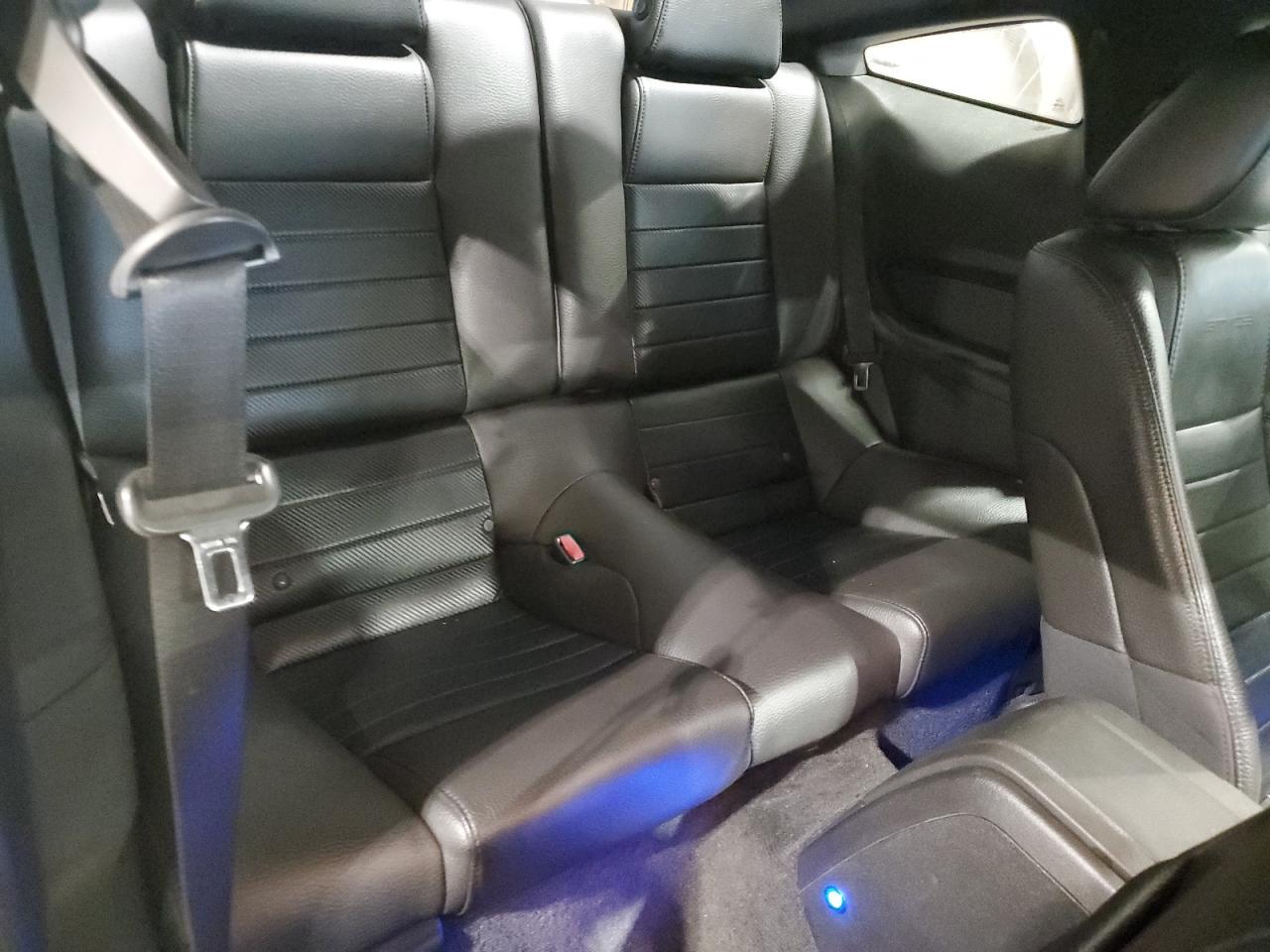 2011 FORD MUSTANG
